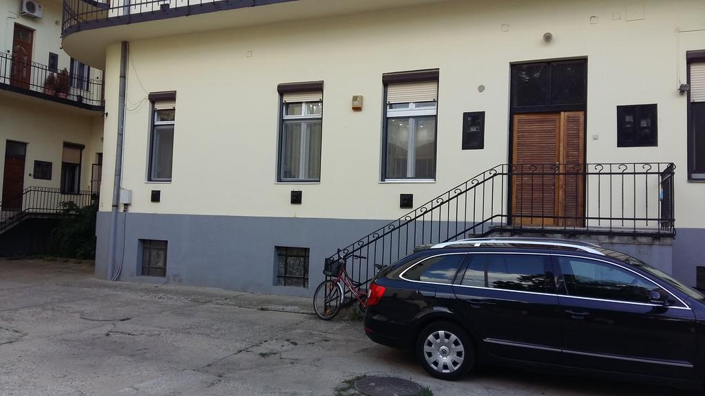 Civis Gold Apartman Debrecen Exterior photo